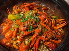 油焖小龙虾拼牛蛙-鹤江桥·红油牛肉粉(SKP店)