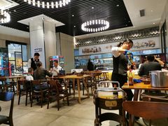 大堂-四季小馆·地道北京小吃(广百店)