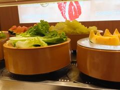 -龍歌自助小火锅(市南金茂湾店)