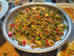 -95号酱骨·一块豆腐(展春园西路店)