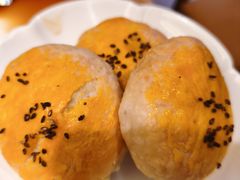 云南现烤玫瑰鲜花饼-云海肴汽锅鸡·云南小炒(天津国金汇店)