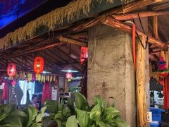 -鱼窝棚柴火铁锅炖(富山屯店)