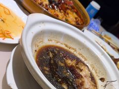 -老码头黑皮肘子锅包肉(赣水路店)