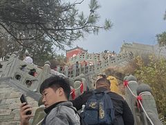 -荒岛实景沉浸密室(江汉路1店)