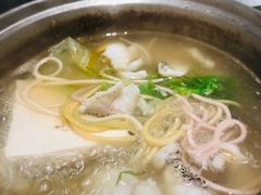 -鼎泰亨·海鲜牛肉餐厅(滨江店)