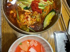 冷面-韩阳王石板烤肉
