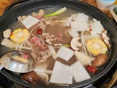 -金鼎雪山牦牛杂火锅(理县总店)