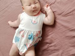 -秋歌护理·月嫂·育儿嫂(浦东医院店)