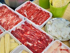 -杨老板·海鲜集市火锅·鲜切牛肉(中防万宝店)
