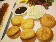 招牌肘子-京味民福烤鸭店(建设四马路店)