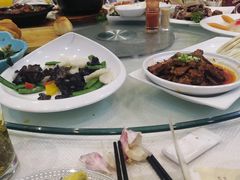 -伊和园清真餐饮