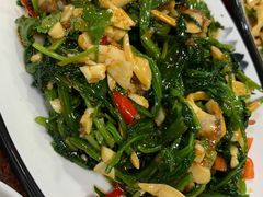 -俊家铁锅炖鱼(丹东店)