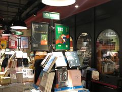 -西西弗书店&矢量咖啡(壹方购物中心店)
