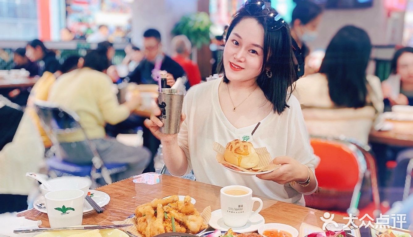 武汉探店｜这家港式茶餐厅终于开到江汉路了