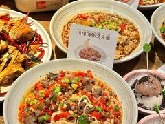 -麻辣总动员·川派海鲜·现炒浇头面·自贡菜(五彩城店)