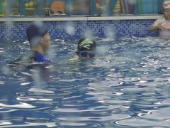 -Swim斯卫姆国际儿童游泳中心(红博中央公园店)