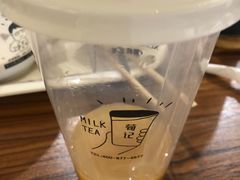 -荀记肉夹馍(三八家乐福店)