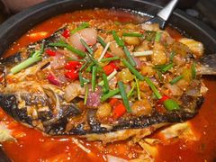 -鸣记脆皮烤鱼·海鲜烤鱼(三八广场店)