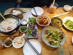 -潮粥荟·潮汕砂锅粥(朝阳大悦城店)
