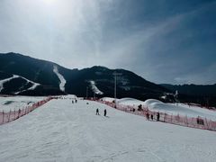 -鳌山滑雪度假区