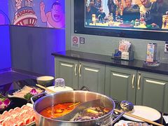 -唯爱KTV聚会餐厅(仙林东城汇店)