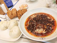-李与白包子铺(桐梓林店)