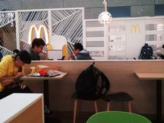 大堂-麦当劳(南京南站站外店)