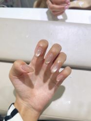-晨·艺美甲美睫