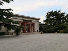 -华北军区烈士陵园