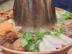 -清真·玛丽亚新疆菜主题餐厅(浙江中路店)