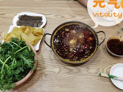 锅仔排骨-老殷锅仔