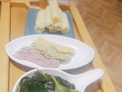 -煲大王猪肚鸡·椰子鸡火锅(红谷滩万达店)