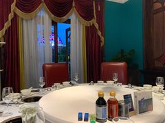 包厢-泓炙颐凤鲜海鲜火锅料理(桐乡店)