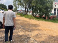 -王府井奥莱棋盘山小镇