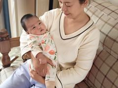 -爱的果实月嫂育婴师(世纪东方店)