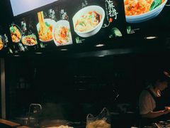 -八一路好吃街(雨田商务大厦店)