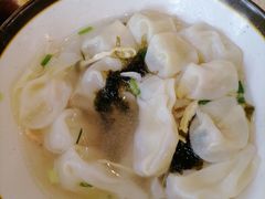 鲜肉小馄饨-小姜锅贴(凤凰街店)
