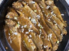 铁锅小黄鱼-老孟拉面海鲜餐厅