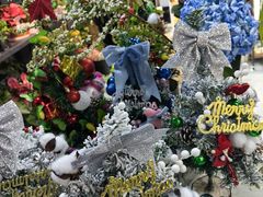 -何兮花店·气球派对鲜花店(马桥银春路万科城店)