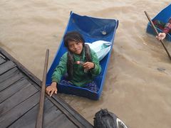 -洞里萨湖
