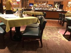 -安徽饭店·白鹭阁自助餐厅(梅山路店)