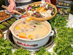 -土连锅·现熬养生汤锅(梁家巷店)