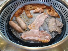 -布罗城堡自助烧烤(鸿通城购物中心店)
