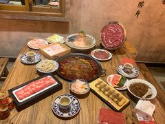 -旧街市鲜货老火锅(大光路店)