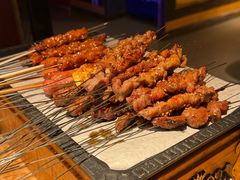 -喝丢一只鞋海鲜烧烤·海肠捞饭(北京街店)