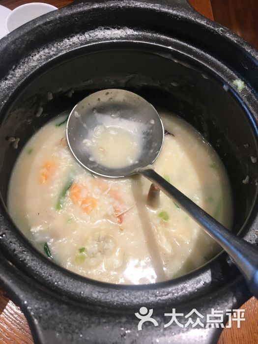 潮粥记海鲜砂锅粥图片 - 第1张