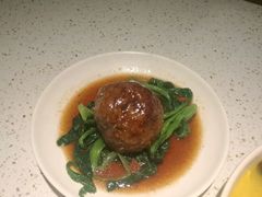 狮子头-东园小馆·早茶·淮扬小炒(印象汇店)