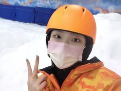 -乔波室内滑雪场