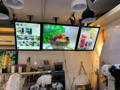 -津椰本·海南正宗椰奶清补凉(店一店)