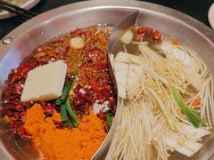 -沸炉重庆老火锅(军事博物馆店)